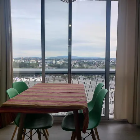 Homestay De 12 M2 En Colocation Pour Etudiants A